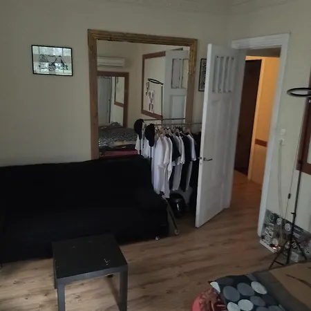 Domatio Homestay *